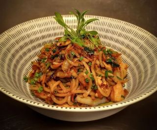 Yakisoba de Camarão ou Frango