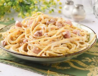 Espaguetis carbonara