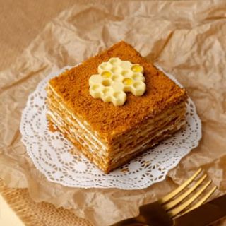 Торт "Медовик"