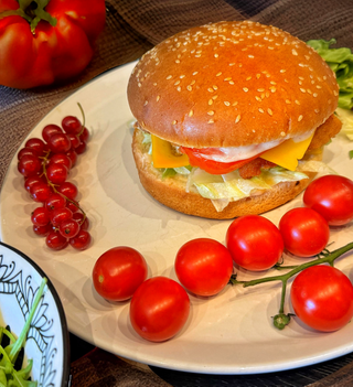 Meniu Chicken burger cu pepsi