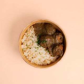 Albondigas con arroz