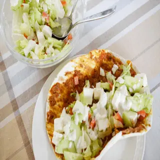 45. Lahmacum Con Queso