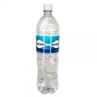 Agua plastico 1.5 L