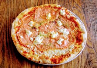 PIZZA SALMON MASCARPONE