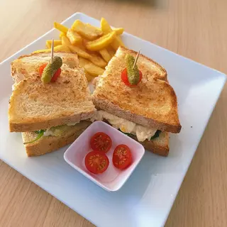 Sándwich De La Casa