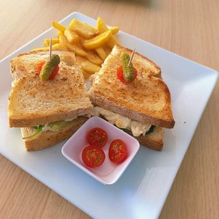 Sándwich De La Casa