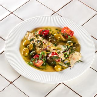 Річна форель з томатами та оливками(230г)