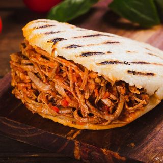 Arepa Ternera