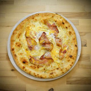 Pizza Blanca Carbonara