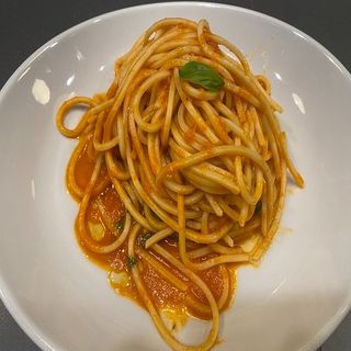 SPAGHETTI  POMODORO e BASILICO