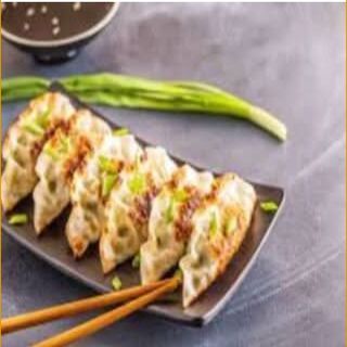 62-Gyoza a la plancha (6 Uds.)