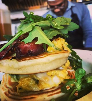 Pancakes salado con Bacon