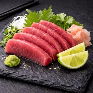 Sashimi tuńczyk 100g