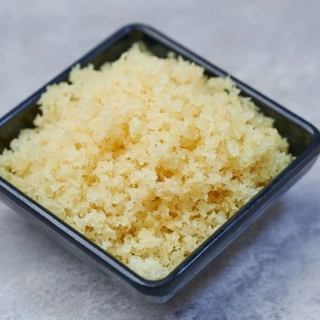 Tempura flakes