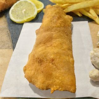 Calzone, pomodoro e mozzarella