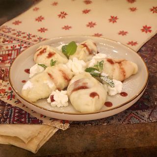 Вареники с клубникой