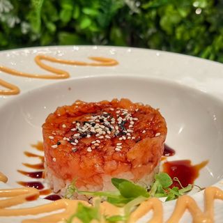 210 Chirashi di salmone