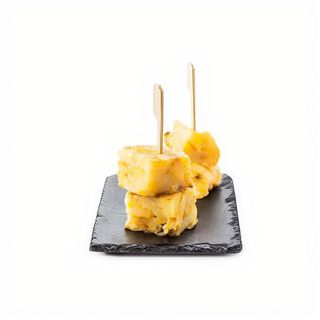 Tapa De Pincho Tortilla Con Cebolla