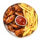 Alitas De Pollo Con Patatas Fritas