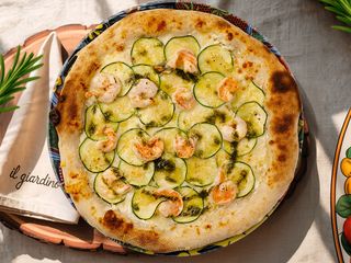 Cu creveți și dovlecei