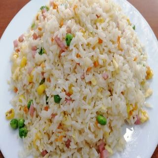 9. Arroz Con Tres Delicias