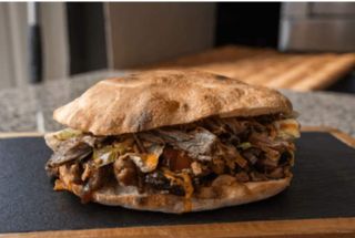 Trgana Ancho junetina mala porcija + Exotic Kruška 0.5