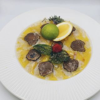 Karpaćo od orade sa svježim tartufima 1.2 kg