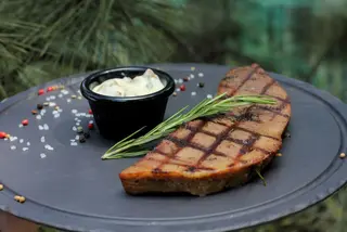 Говяжья язык на гриле/ Limba de vita la gril