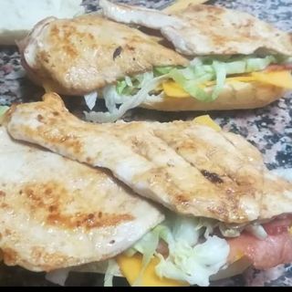 Baguette De Lomo Al Roque