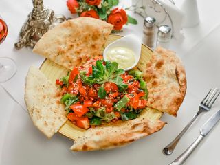 Salata vegana cu foccacia