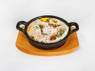 Huevos al plato a la italiana 