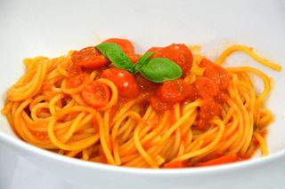 Pasta pomodoro e basilico