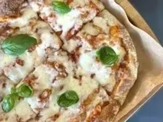 Піца Маргарита (760g)
