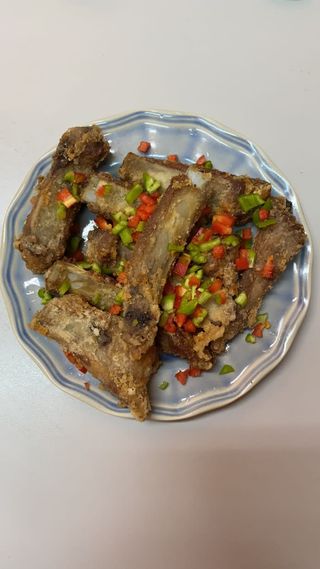 Costillas Con Sal Y Pimienta