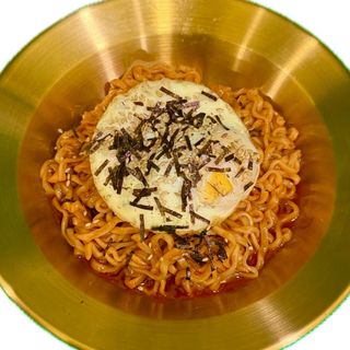 Noodles spicy chicken