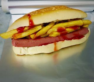Panino con wurstel