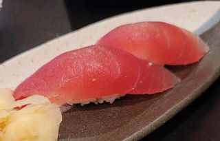 19.Tuna Nigiri 4 peças