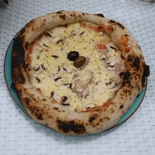 Pizza Capricciosa