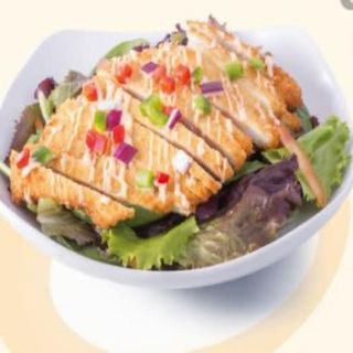 Ensalada Pollo Katsu