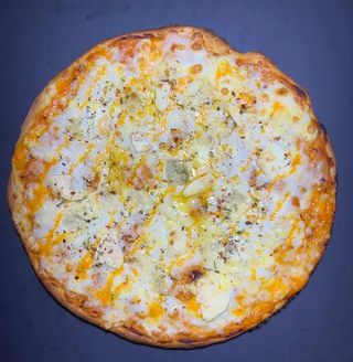 Pizza 4 Quesos (35Cm.)
