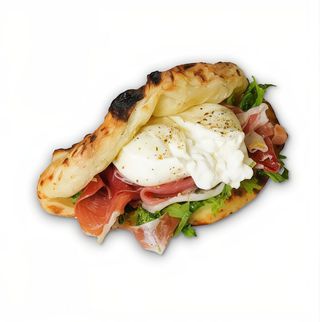 Panuozzo crudo y burrata