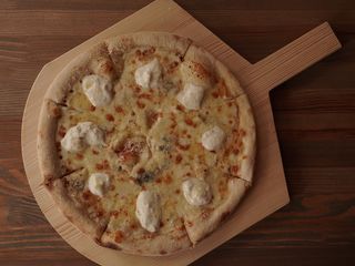 Піца чотири сира і ще один (560g)