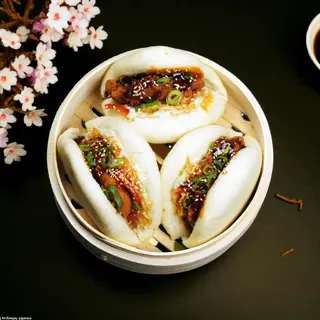 CLASSIC TERIYAKI CRISPY CHICKEN BAO