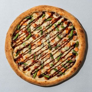 Піца з лососем та тунцем