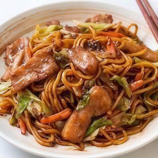 Yakisoba De Cerdo