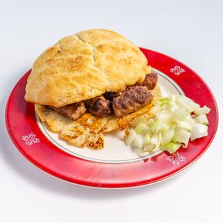 Ćevapi veliki, lepinja i luk