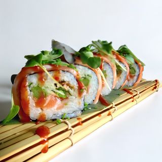 Uramaki Spicy Salmon (5 unidades)