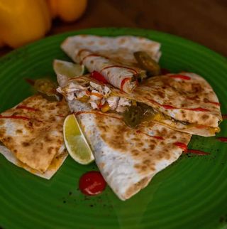 Quesadilla z grilowanym kurczakiem