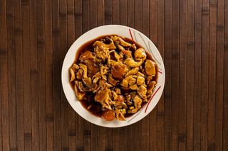 105. Porc cu urechi-de-lemn