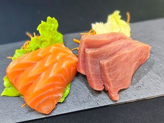 226. Sashimi Salmón, Atún
